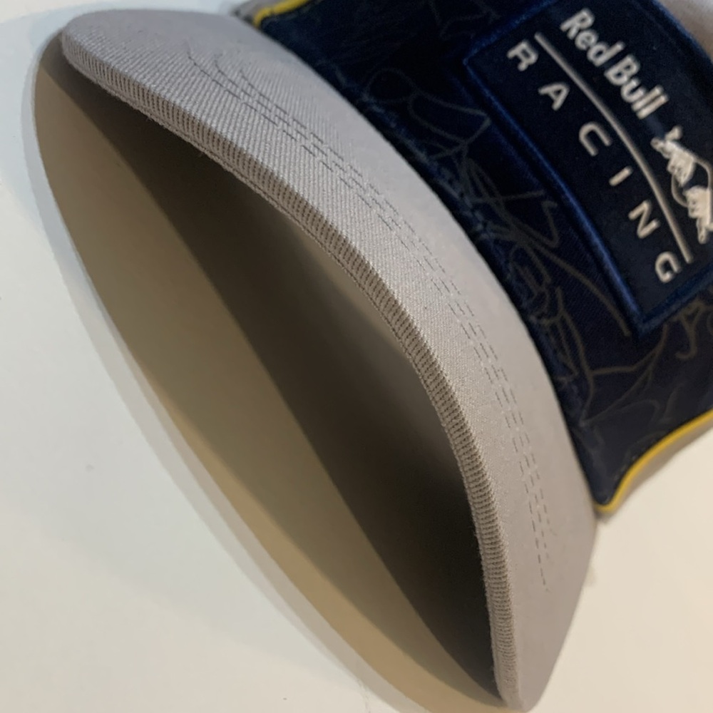 Red Bull Racing Baseball Hat - Picture 2 of 7